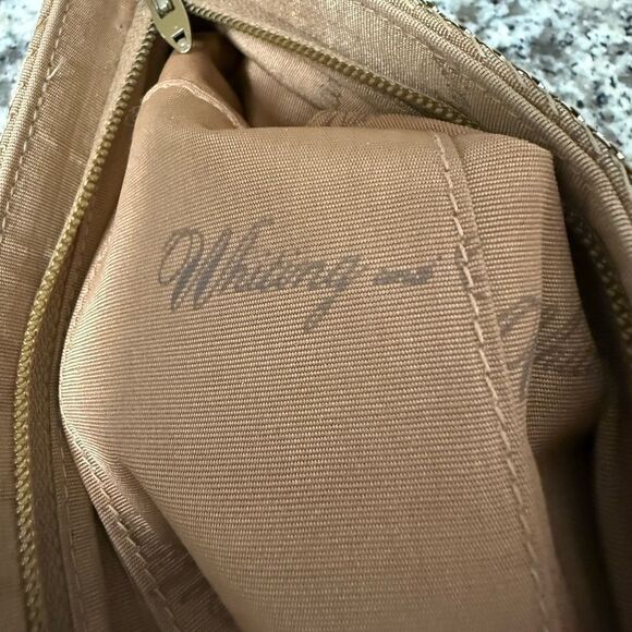 Vintage Whiting & Davis Gold Mesh clutch Bag. - Picture 6 of 6